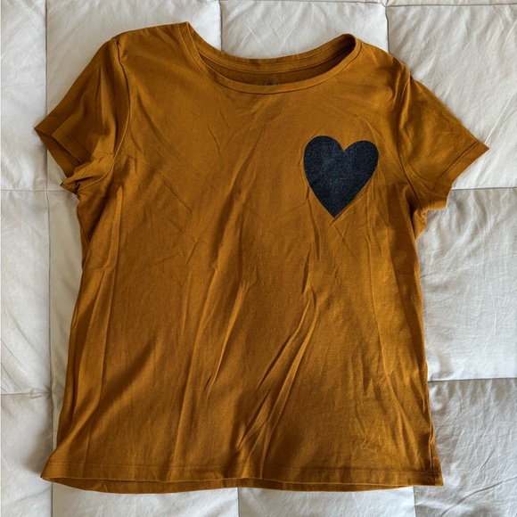 Old Navy Other - Old Navy Heart Top